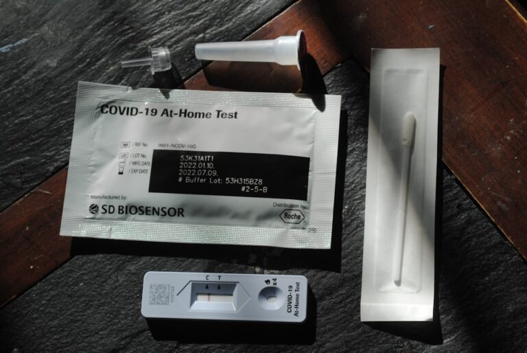 Air Mold Testing Kit: What Homeowners Should Know