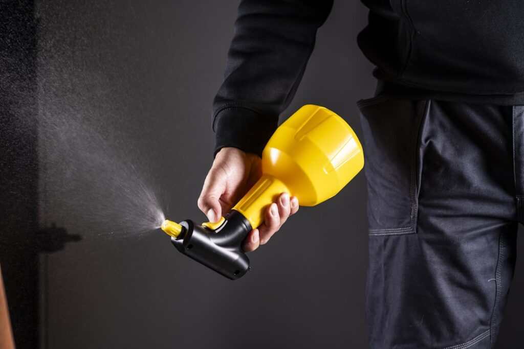 Photo via Unsplash by MESTO Sprayers Sprühgeräte