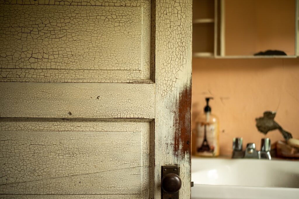 Photo via Unsplash by laura bicknell