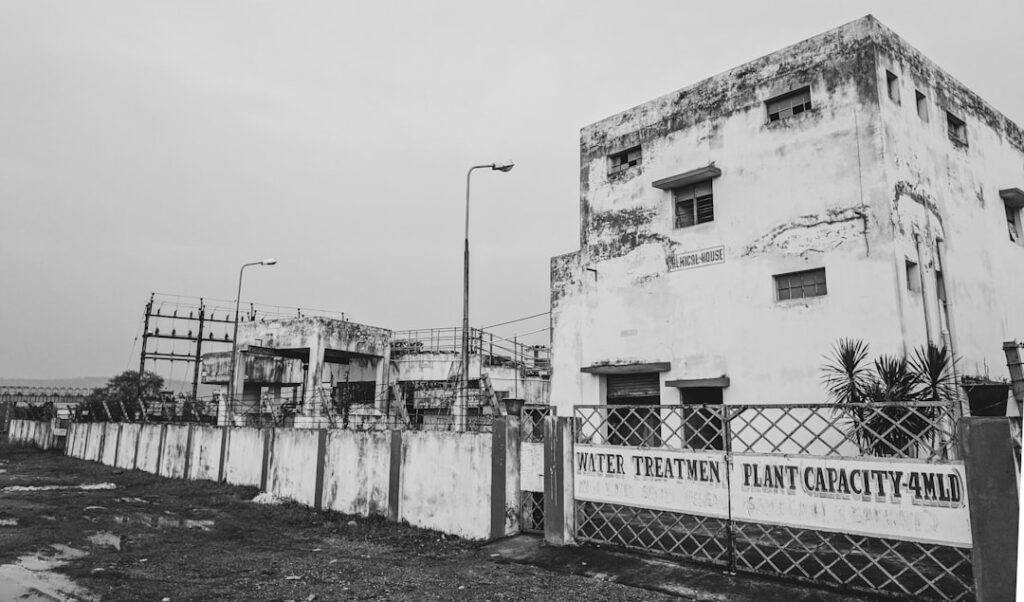 Photo via Unsplash by Rahul Gupta