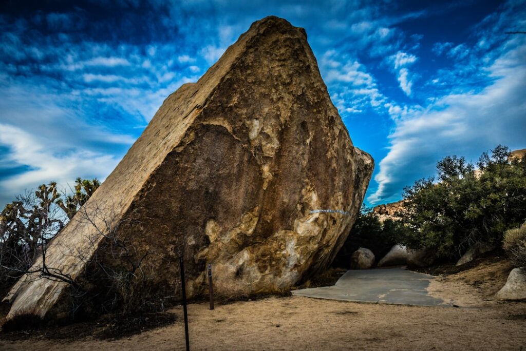 Photo via Unsplash by Richard Hedrick