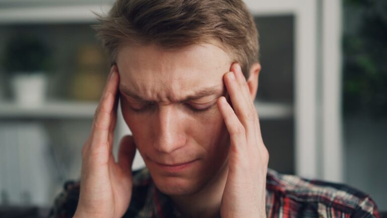 Can Mold Cause Dizziness? What Homeowners Should Know
