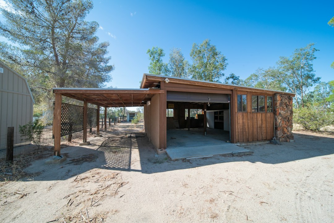 Detached Garage: What to Inspect Before You Buy - InspectandTest