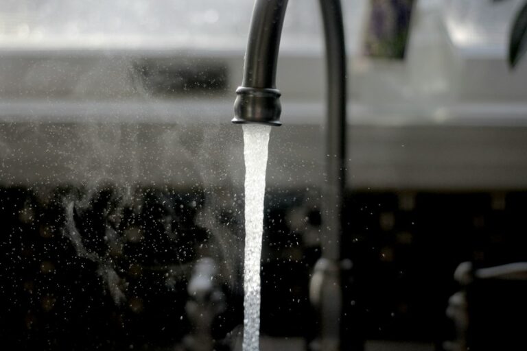 Faucet Aerators: Cleaning, Replacing and Flow Rates