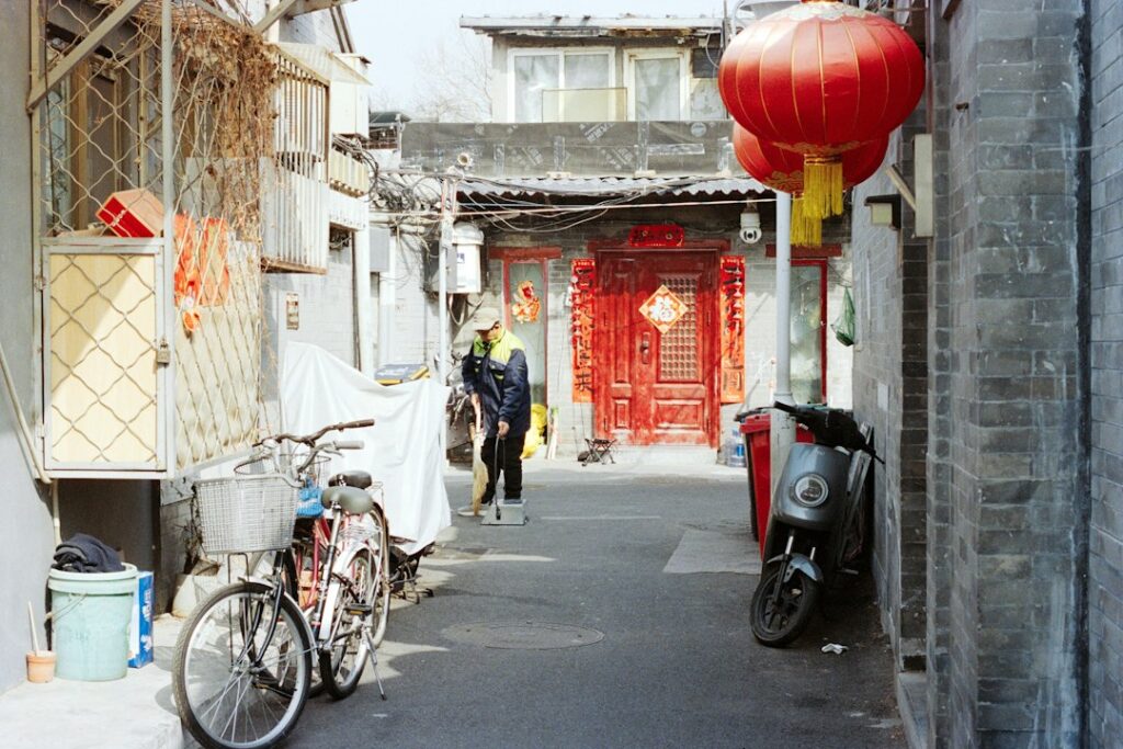 Photo via Unsplash by Zhen Yao