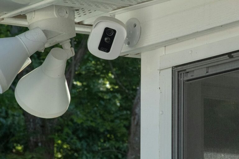 Best Wireless Outdoor Security Cameras (2026): 7 Picks